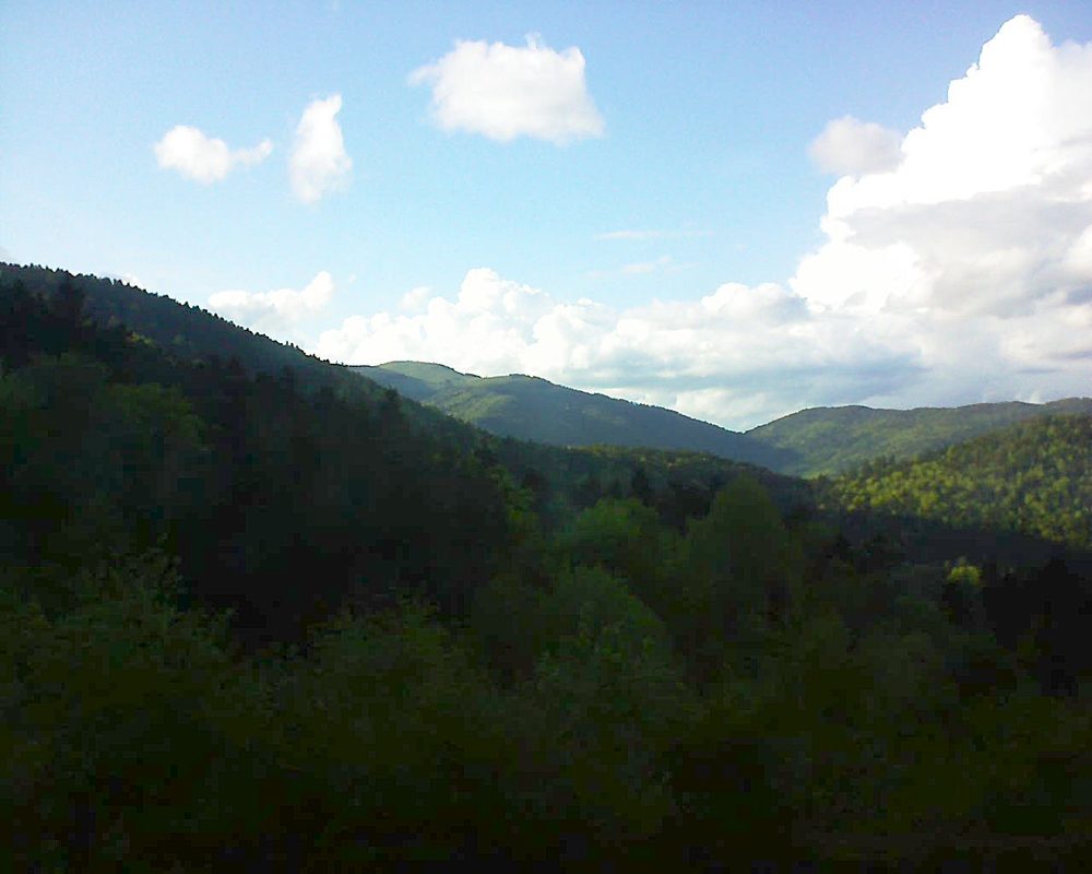 Le petit ballon vu depuis le Domaine Langmatt à Murbach le 14.05.2017 à 19:15 Le petit ballon (Alsace, Vosges) le 14.05.2017 à 19:15