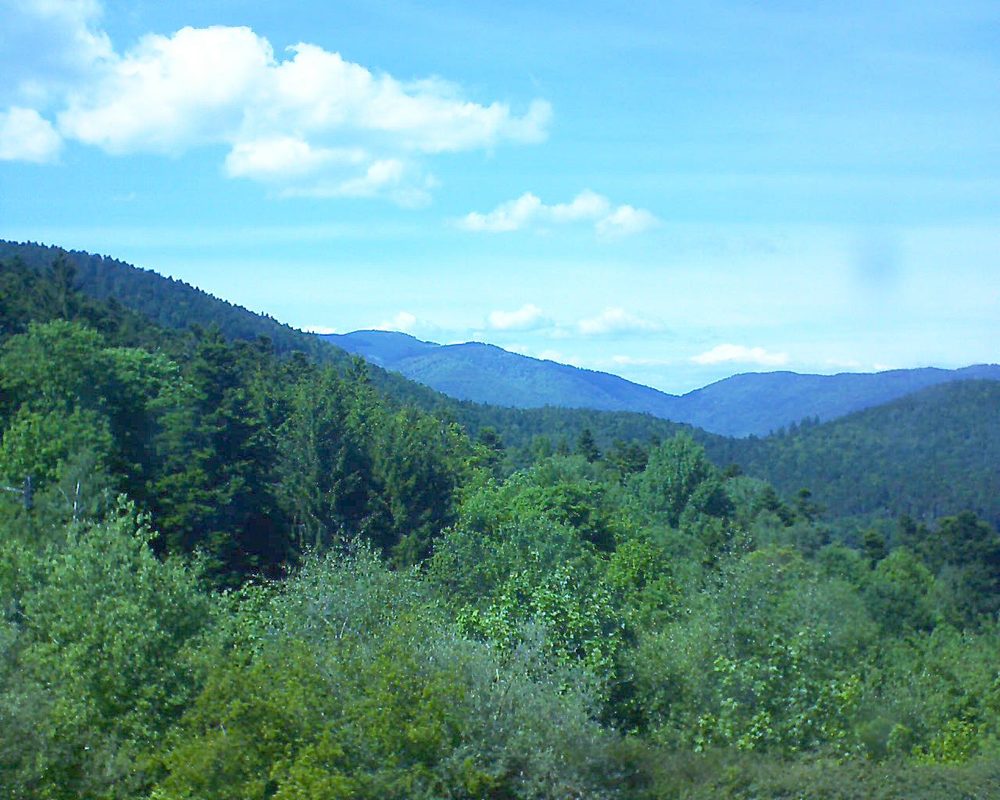 Le petit ballon vu depuis le Domaine Langmatt à Murbach le 24.05.2017 à 15:30 Le petit ballon (Alsace, Vosges) le 24.05.2017 à 15:30