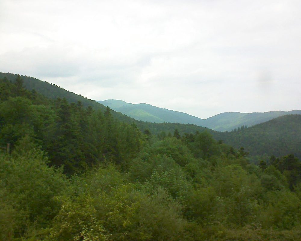 Le petit ballon vu depuis le Domaine Langmatt à Murbach le 31.05.2017 à 15:00 Le petit ballon (Alsace, Vosges) le 31.05.2017 à 15:00