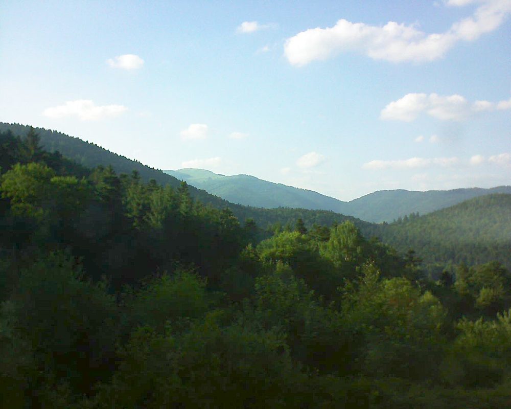 Le petit ballon vu depuis le Domaine Langmatt à Murbach le 24.06.2017 à 19:00 Le petit ballon (Alsace, Vosges) le 24.06.2017 à 19:00