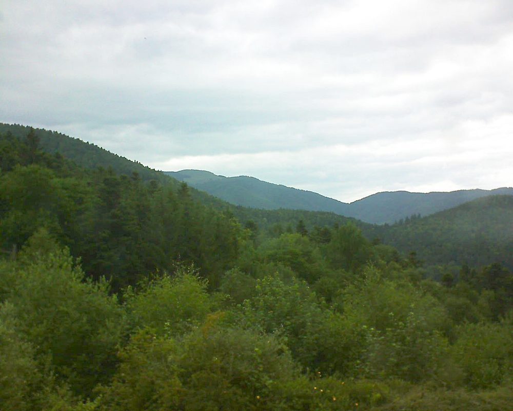 Le petit ballon vu depuis le Domaine Langmatt à Murbach le 25.06.2017 à 14:15 Le petit ballon (Alsace, Vosges) le 25.06.2017 à 14:15