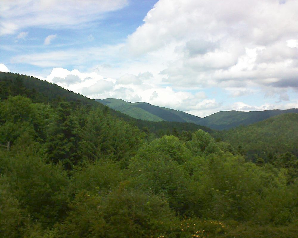 Le petit ballon vu depuis le Domaine Langmatt à Murbach le 28.06.2017 à 14:00 Le petit ballon (Alsace, Vosges) le 28.06.2017 à 14:00