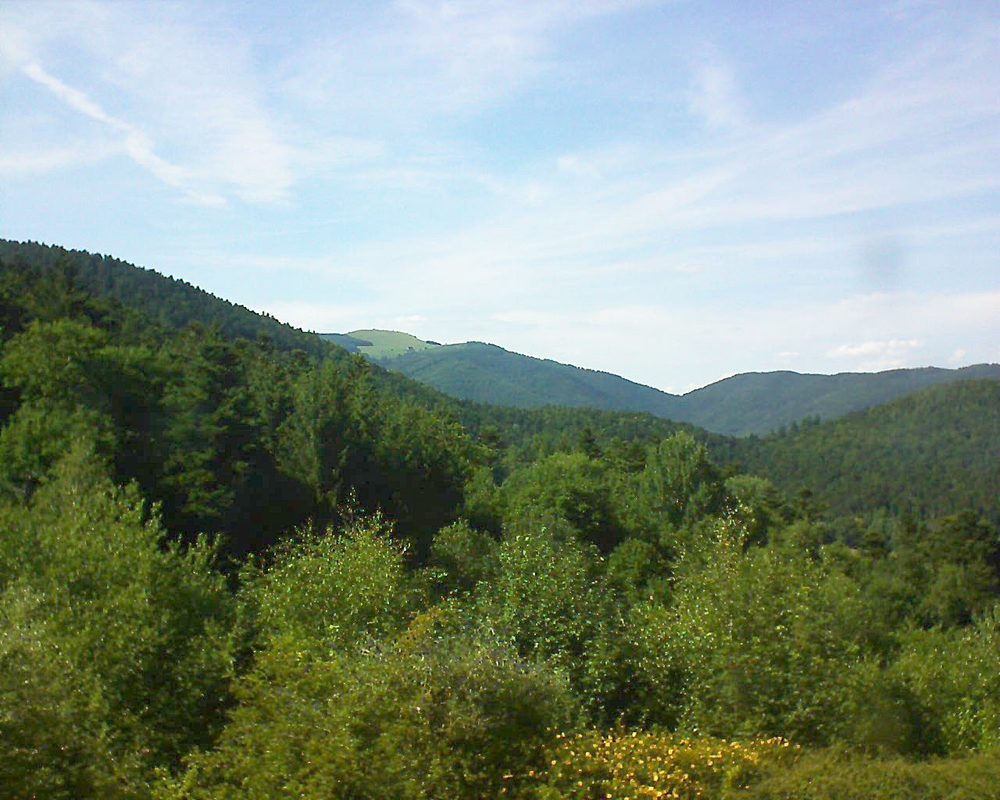 Le petit ballon vu depuis le Domaine Langmatt à Murbach le 06.07.2017 à 17:00 Le petit ballon (Alsace, Vosges) le 06.07.2017 à 17:00