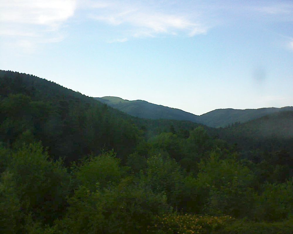 Le petit ballon vu depuis le Domaine Langmatt à Murbach le 06.07.2017 à 19:15 Le petit ballon (Alsace, Vosges) le 06.07.2017 à 19:15