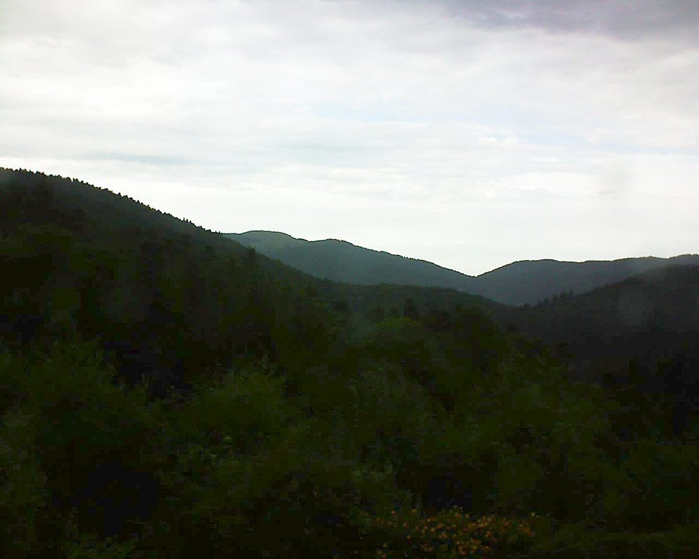 Le petit ballon vu depuis le Domaine Langmatt à Murbach le 09.07.2017 à 17:15 Le petit ballon (Alsace, Vosges) le 09.07.2017 à 17:15