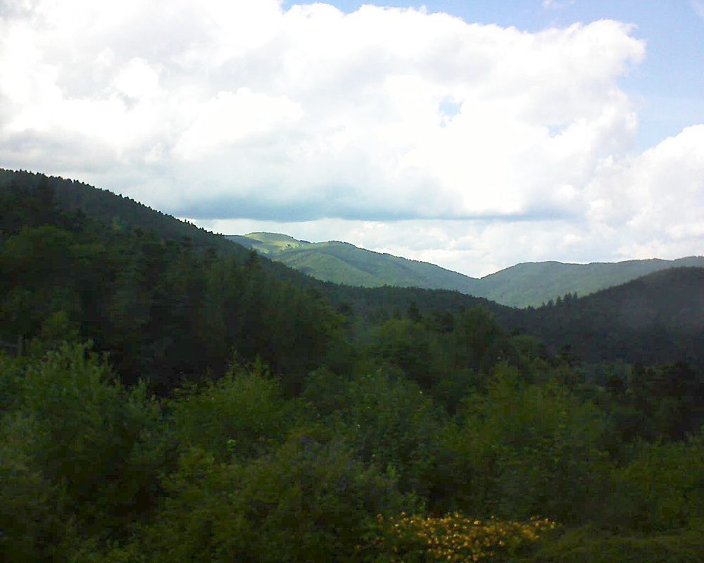 Le petit ballon vu depuis le Domaine Langmatt à Murbach le 14.07.2017 à 16:00 Le petit ballon (Alsace, Vosges) le 14.07.2017 à 16:00