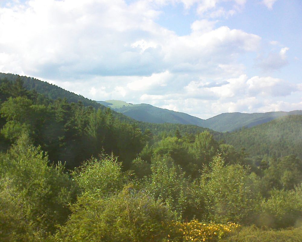 Le petit ballon vu depuis le Domaine Langmatt à Murbach le 14.07.2017 à 18:15 Le petit ballon (Alsace, Vosges) le 14.07.2017 à 18:15
