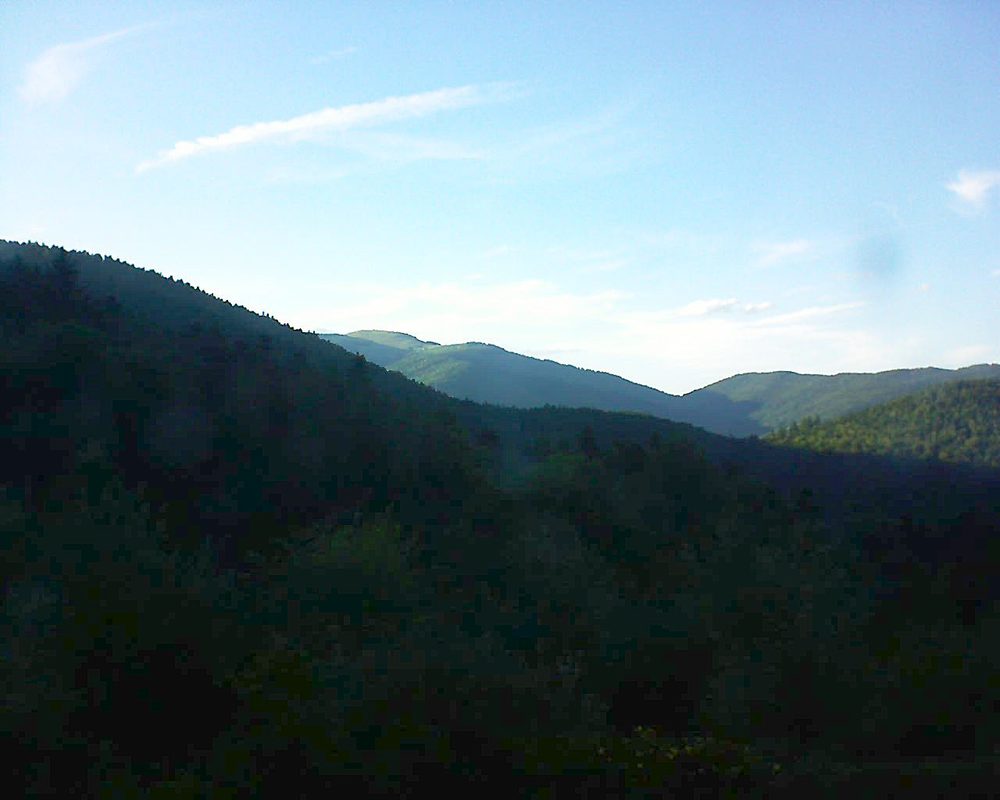 Le petit ballon vu depuis le Domaine Langmatt à Murbach le 29.07.2017 à 19:45 Le petit ballon (Alsace, Vosges) le 29.07.2017 à 19:45