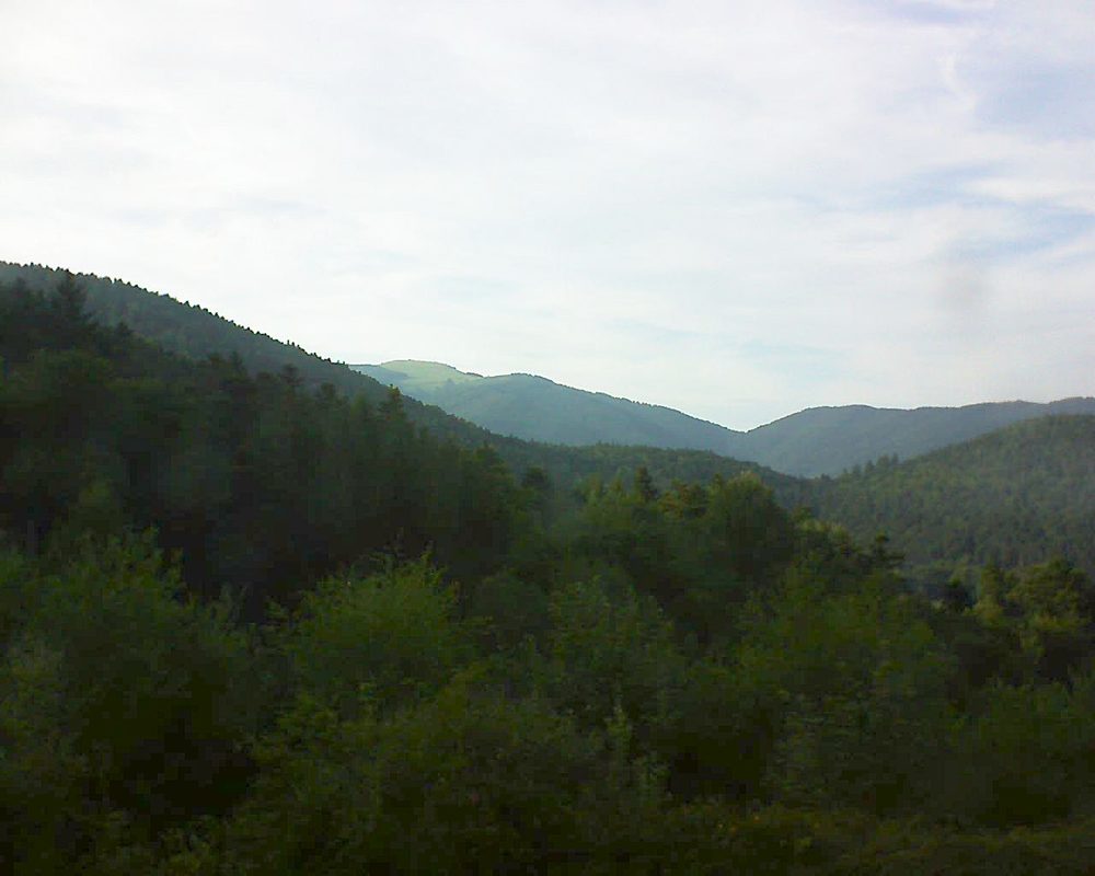 Le petit ballon vu depuis le Domaine Langmatt à Murbach le 02.08.2017 à 18:45 Le petit ballon (Alsace, Vosges) le 02.08.2017 à 18:45