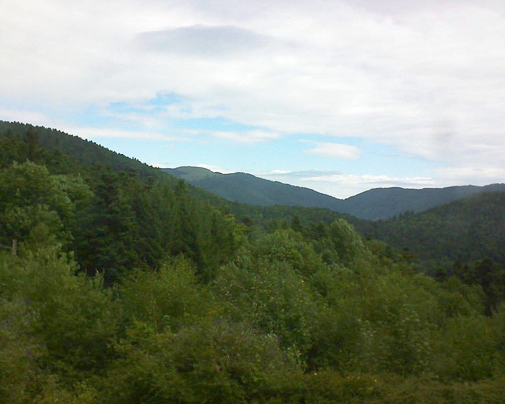 Le petit ballon vu depuis le Domaine Langmatt à Murbach le 04.08.2017 à 11:15 Le petit ballon (Alsace, Vosges) le 04.08.2017 à 11:15