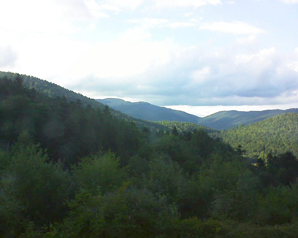 Le petit ballon vu depuis le Domaine Langmatt à Murbach le 05.08.2017 à 18:45 Le petit ballon (Alsace, Vosges) le 05.08.2017 à 18:45