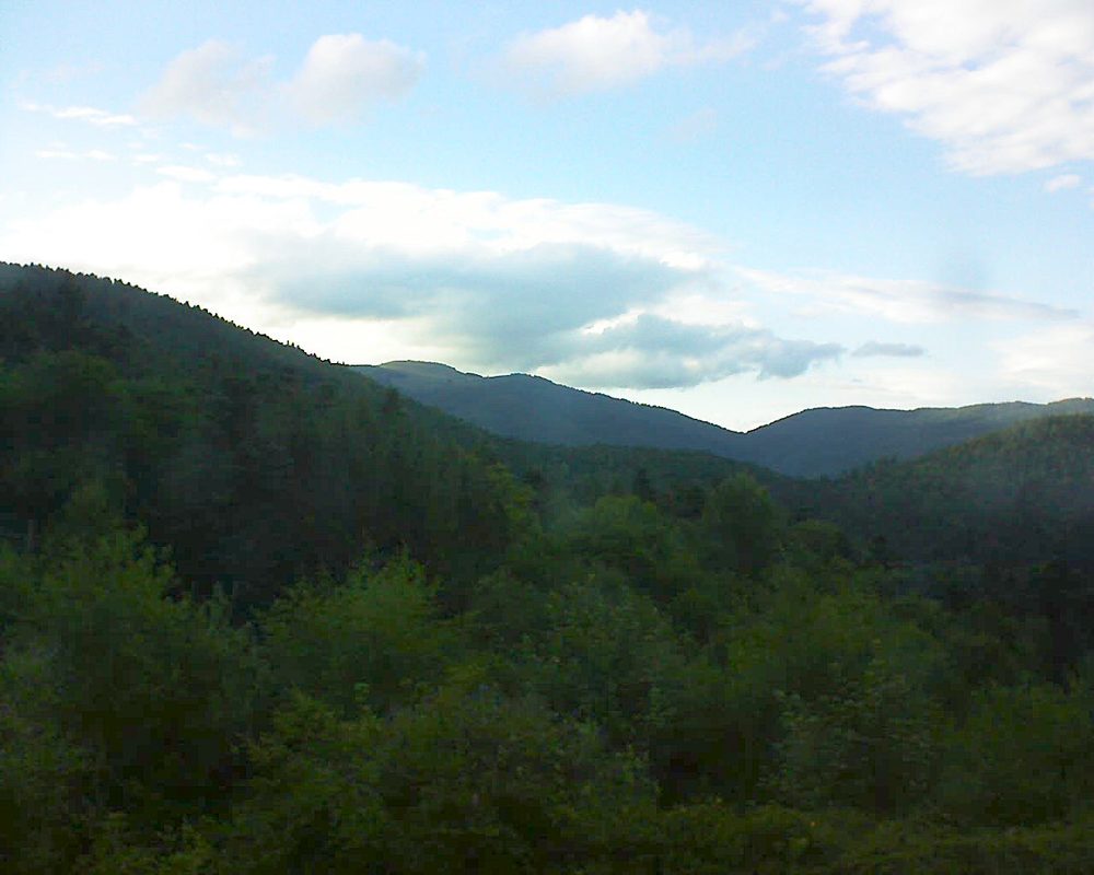 Le petit ballon vu depuis le Domaine Langmatt à Murbach le 05.08.2017 à 19:45 Le petit ballon (Alsace, Vosges) le 05.08.2017 à 19:45