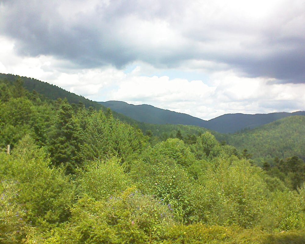 Le petit ballon vu depuis le Domaine Langmatt à Murbach le 06.08.2017 à 13:15 Le petit ballon (Alsace, Vosges) le 06.08.2017 à 13:15