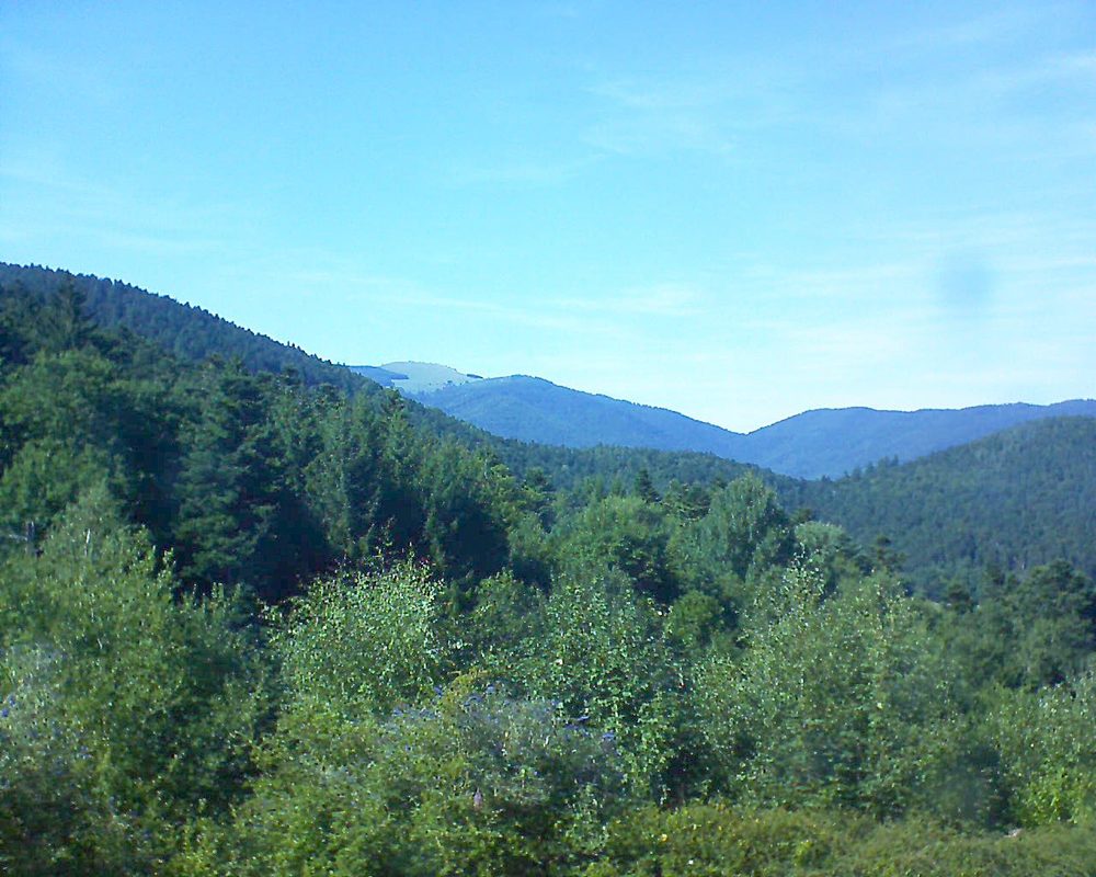 Le petit ballon vu depuis le Domaine Langmatt à Murbach le 07.08.2017 à 16:30 Le petit ballon (Alsace, Vosges) le 07.08.2017 à 16:30