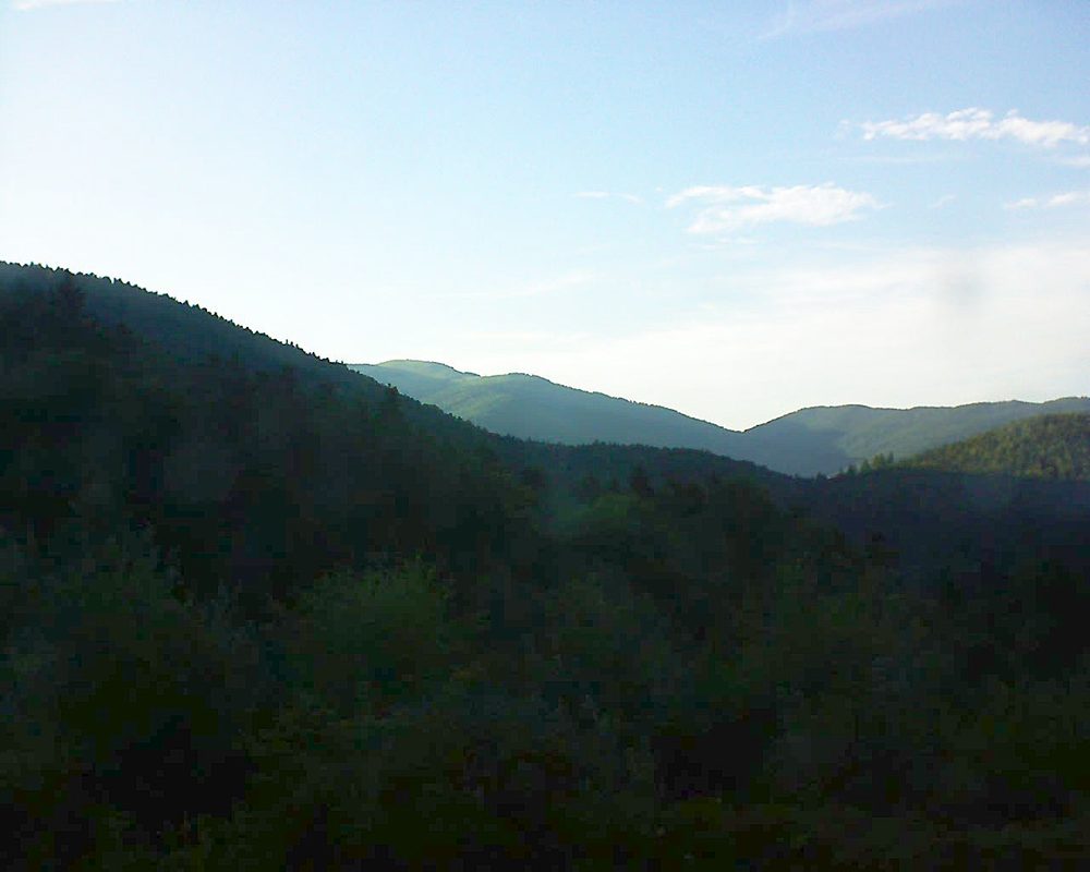 Le petit ballon vu depuis le Domaine Langmatt à Murbach le 07.08.2017 à 19:45 Le petit ballon (Alsace, Vosges) le 07.08.2017 à 19:45