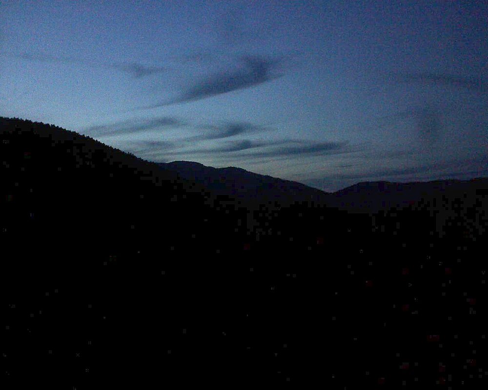 Le petit ballon vu depuis le Domaine Langmatt à Murbach le 07.08.2017 à 21:30 Le petit ballon (Alsace, Vosges) le 07.08.2017 à 21:30