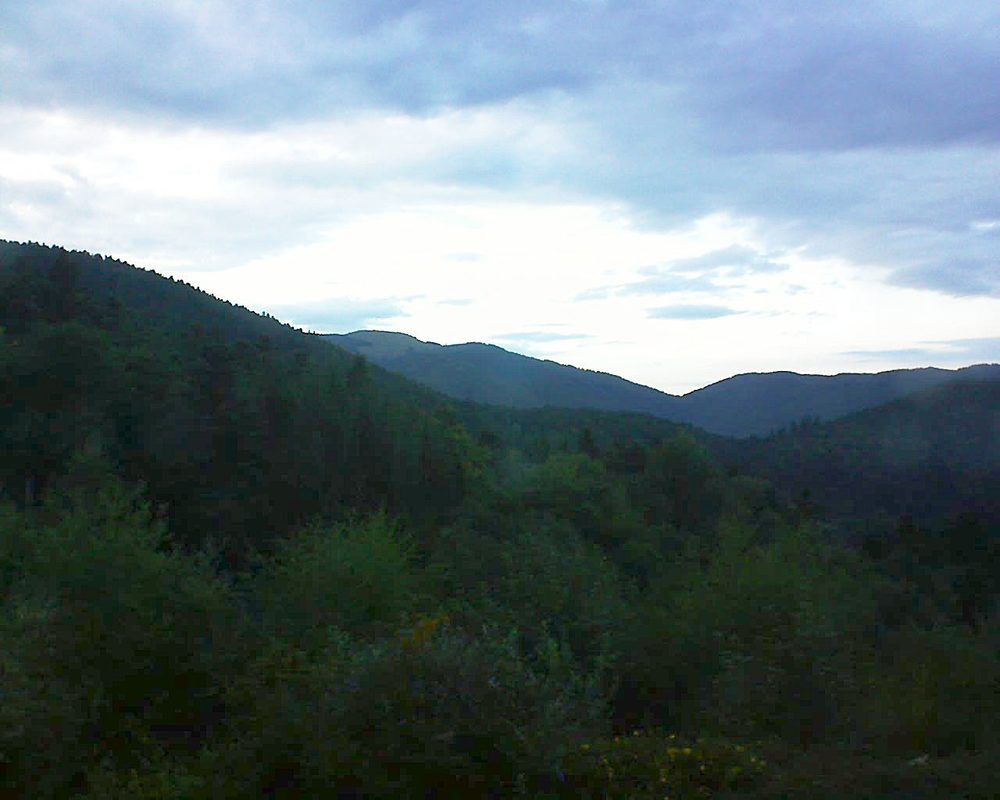 Le petit ballon vu depuis le Domaine Langmatt à Murbach le 02.09.2017 à 19:45 Le petit ballon (Alsace, Vosges) le 02.09.2017 à 19:45