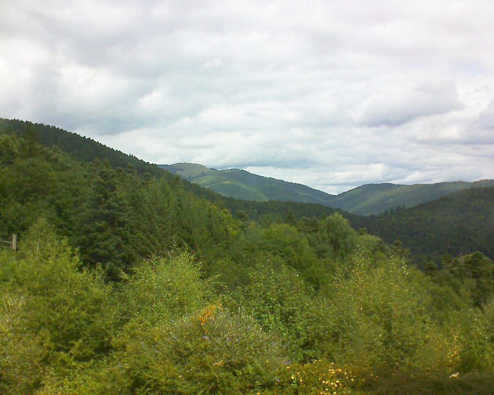 Le petit ballon vu depuis le Domaine Langmatt à Murbach le 05.09.2017 à 12:30 Le petit ballon (Alsace, Vosges) le 05.09.2017 à 12:30