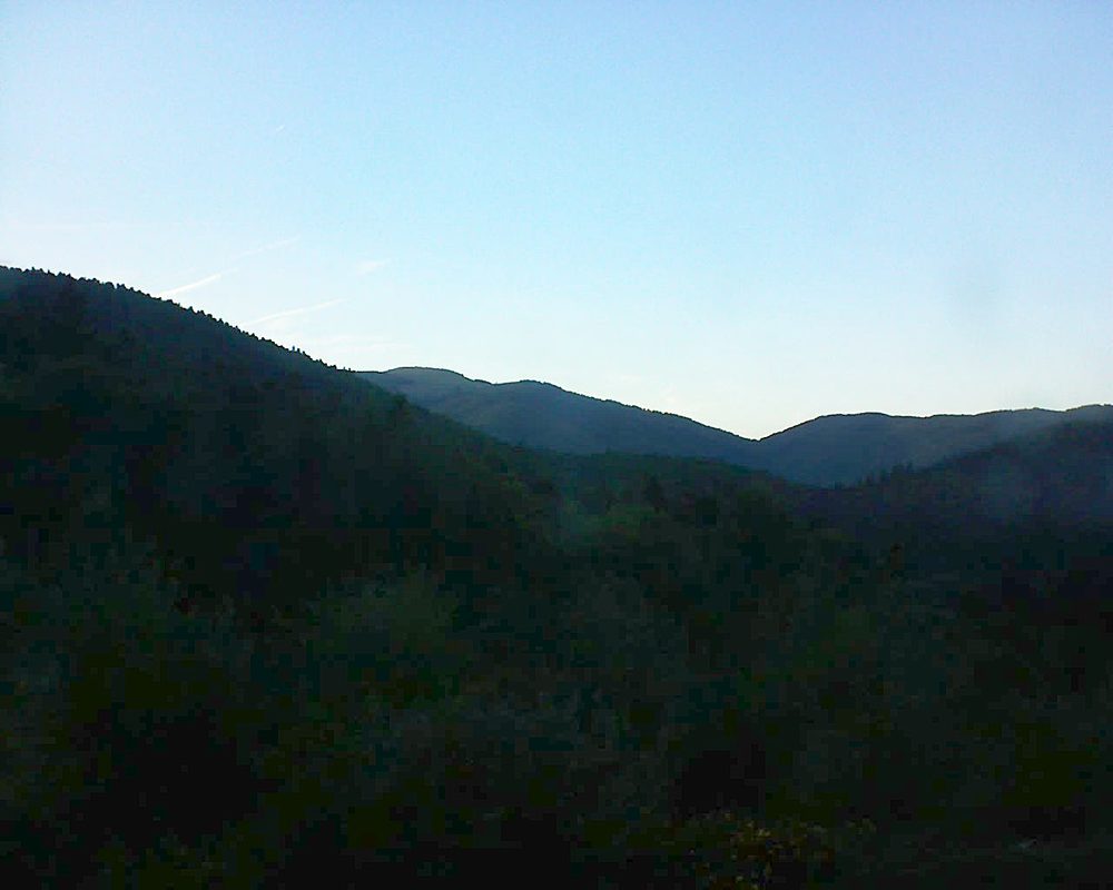 Le petit ballon vu depuis le Domaine Langmatt à Murbach le 10.09.2017 à 19:15 Le petit ballon (Alsace, Vosges) le 10.09.2017 à 19:15