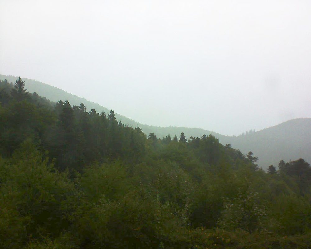Le petit ballon vu depuis le Domaine Langmatt à Murbach le 13.09.2017 à 15:45 Le petit ballon (Alsace, Vosges) le 13.09.2017 à 15:45