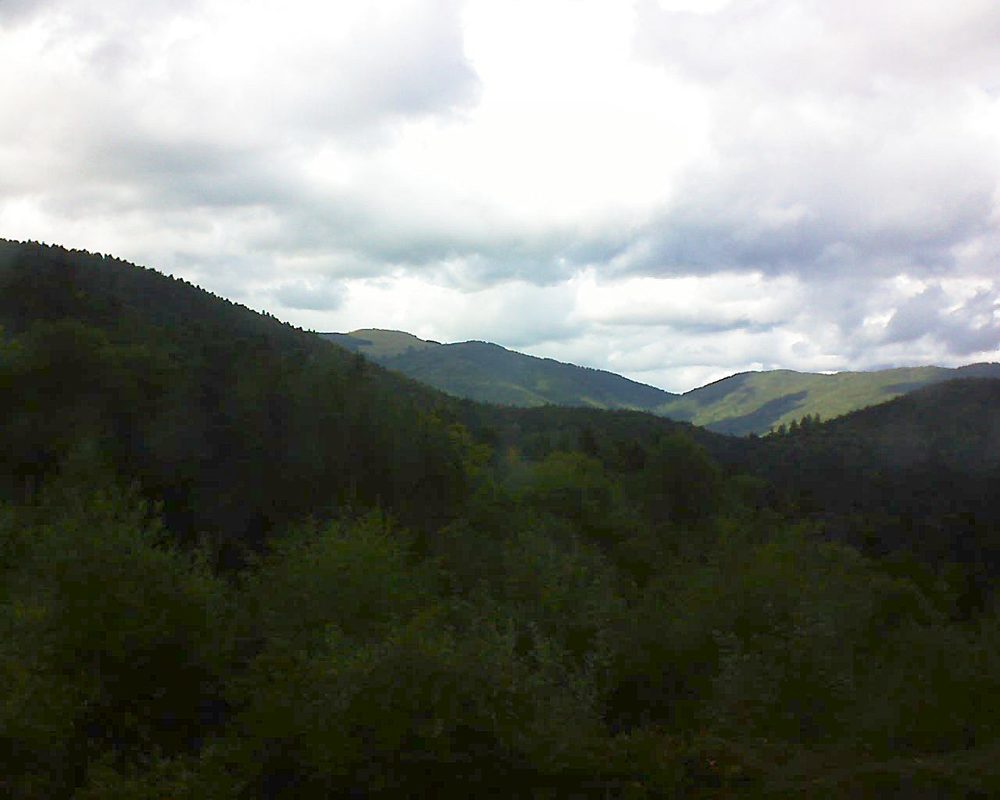 Le petit ballon vu depuis le Domaine Langmatt à Murbach le 18.09.2017 à 15:45 Le petit ballon (Alsace, Vosges) le 18.09.2017 à 15:45