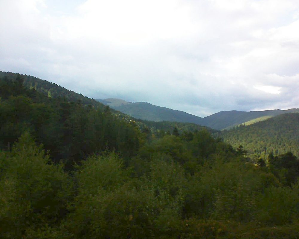 Le petit ballon vu depuis le Domaine Langmatt à Murbach le 19.09.2017 à 17:45 Le petit ballon (Alsace, Vosges) le 19.09.2017 à 17:45