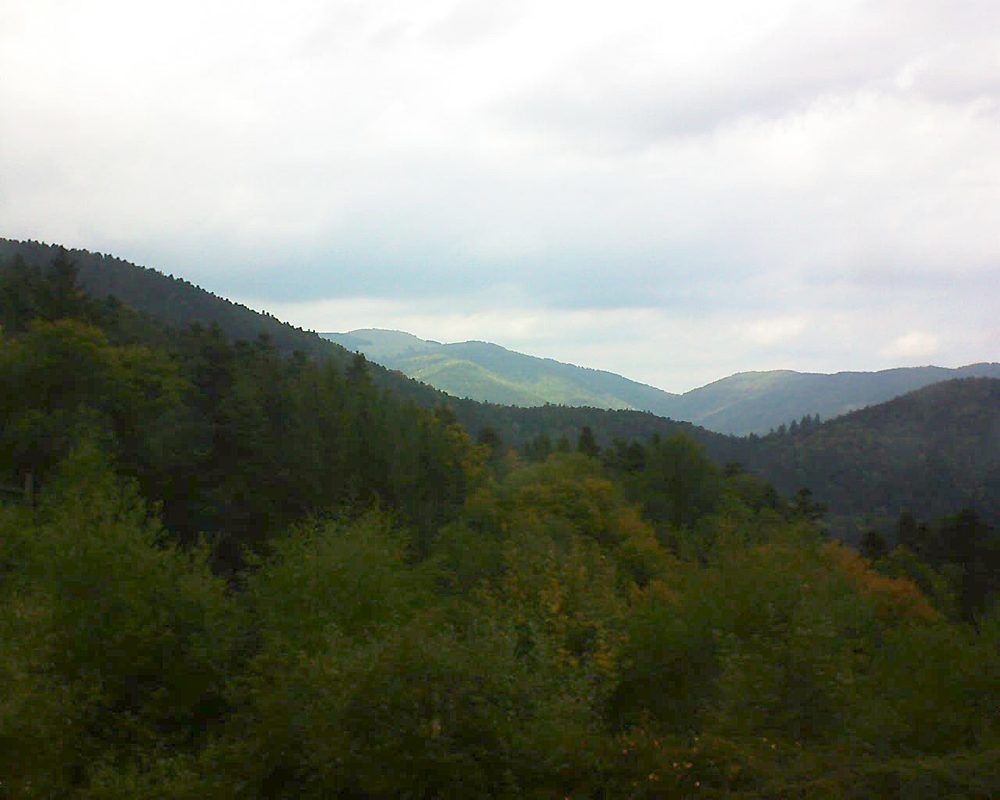Le petit ballon vu depuis le Domaine Langmatt à Murbach le 24.09.2017 à 15:15 Le petit ballon (Alsace, Vosges) le 24.09.2017 à 15:15