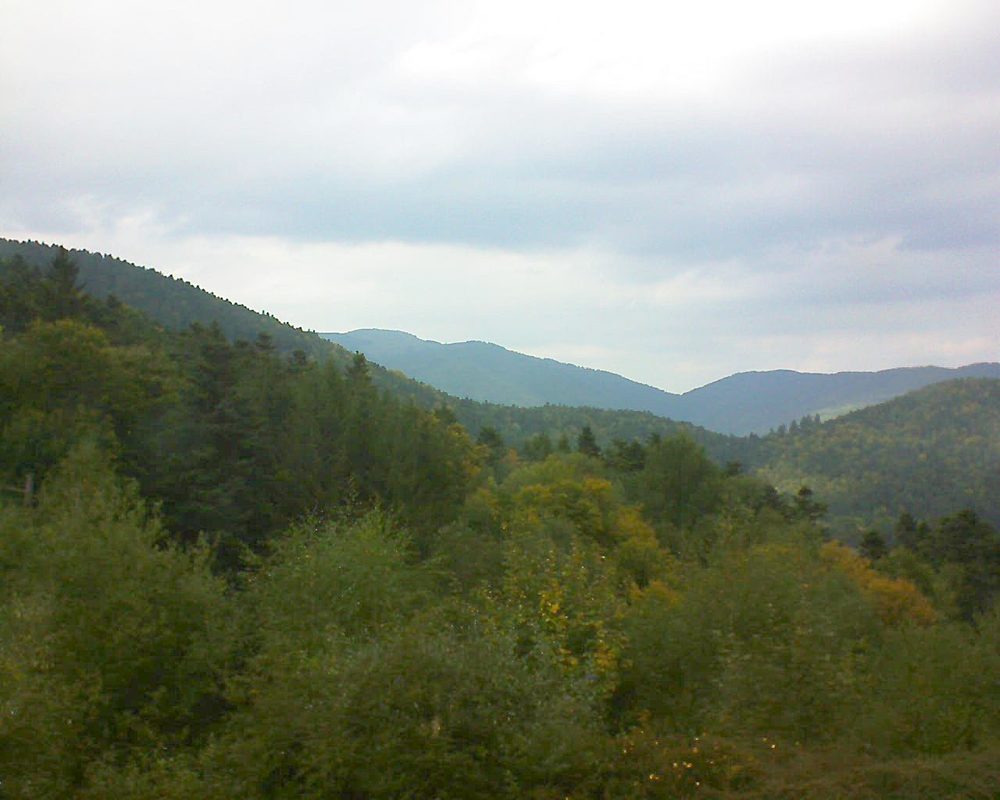 Le petit ballon vu depuis le Domaine Langmatt à Murbach le 24.09.2017 à 15:45 Le petit ballon (Alsace, Vosges) le 24.09.2017 à 15:45