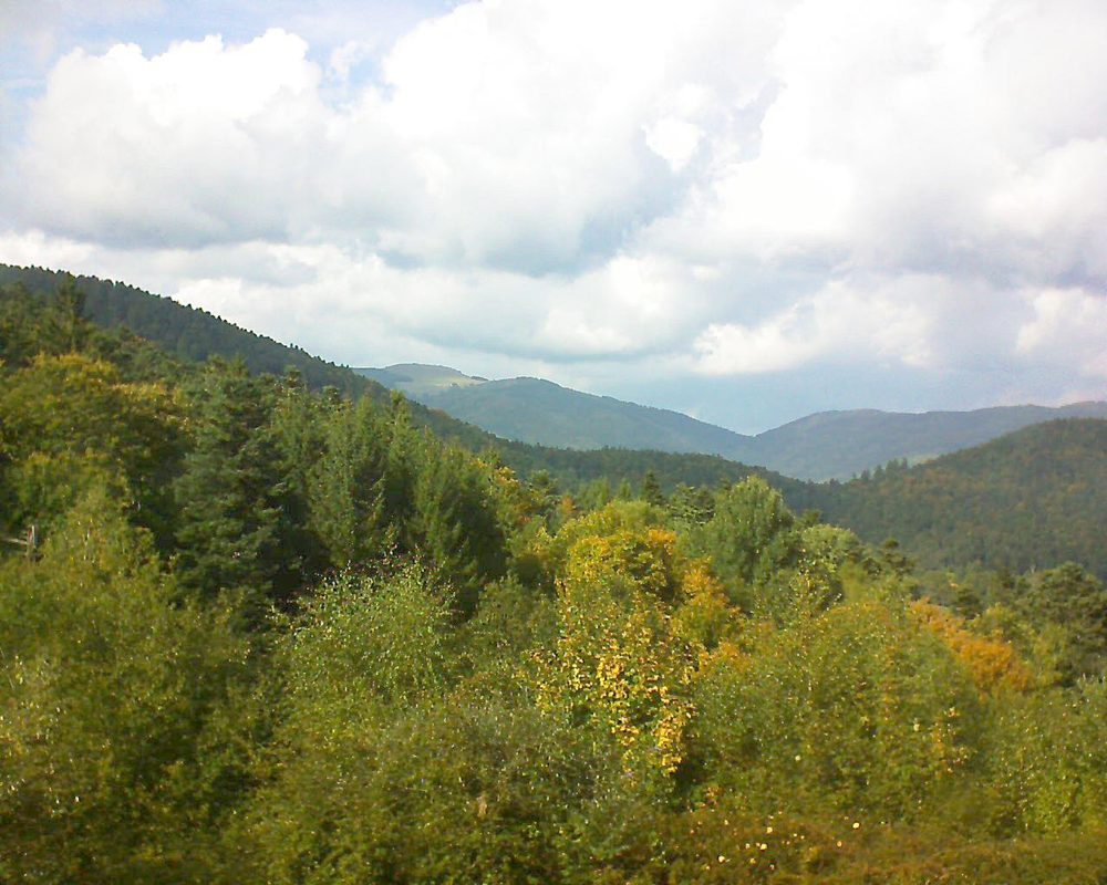 Le petit ballon vu depuis le Domaine Langmatt à Murbach le 26.09.2017 à 15:30 Le petit ballon (Alsace, Vosges) le 26.09.2017 à 15:30