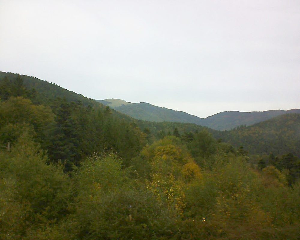 Le petit ballon vu depuis le Domaine Langmatt à Murbach le 04.10.2017 à 13:15 Le petit ballon (Alsace, Vosges) le 04.10.2017 à 13:15