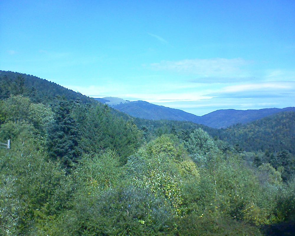 Le petit ballon vu depuis le Domaine Langmatt à Murbach le 05.10.2017 à 13:00 Le petit ballon (Alsace, Vosges) le 05.10.2017 à 13:00