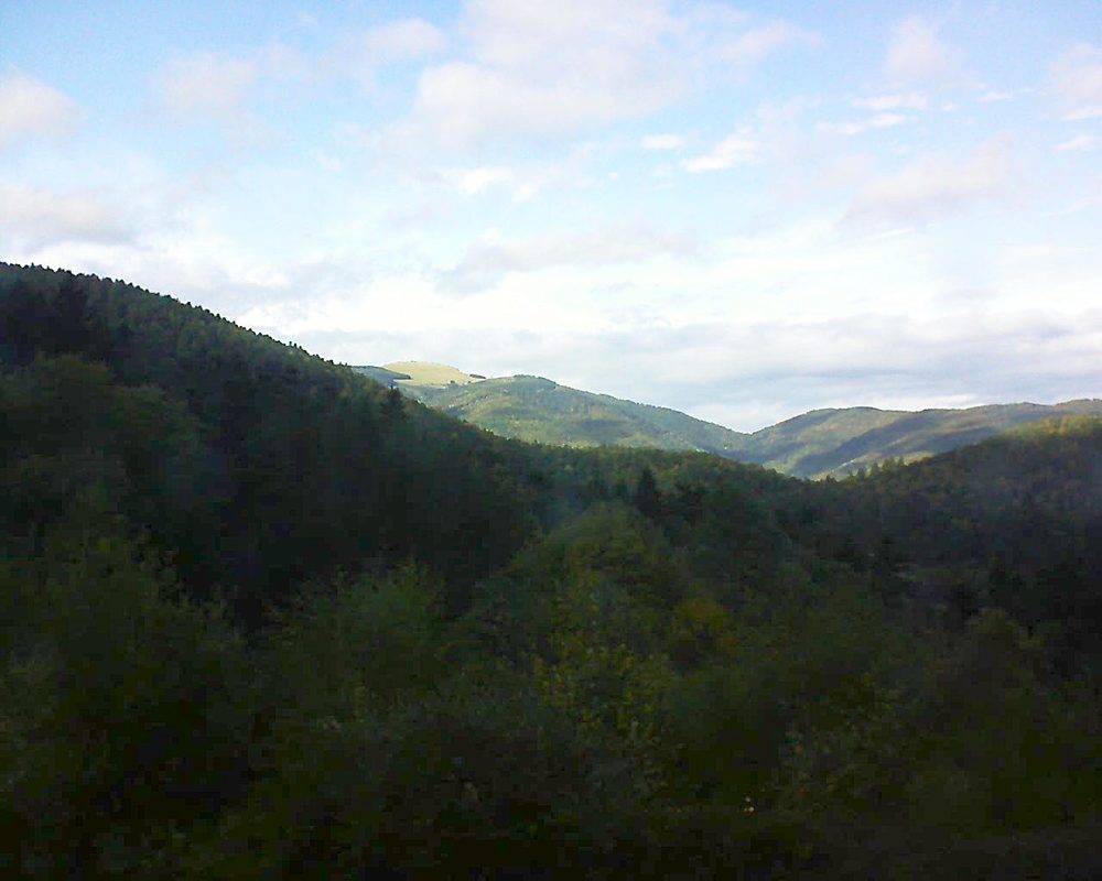 Le petit ballon vu depuis le Domaine Langmatt à Murbach le 05.10.2017 à 15:45 Le petit ballon (Alsace, Vosges) le 05.10.2017 à 15:45