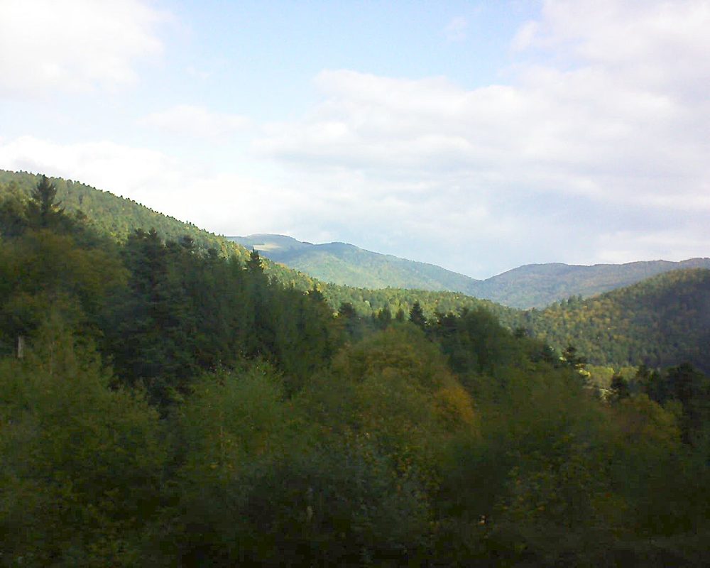 Le petit ballon vu depuis le Domaine Langmatt à Murbach le 06.10.2017 à 11:00 Le petit ballon (Alsace, Vosges) le 06.10.2017 à 11:00