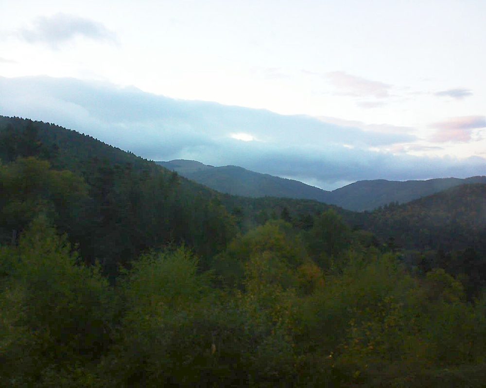 Le petit ballon vu depuis le Domaine Langmatt à Murbach le 06.10.2017 à 19:00 Le petit ballon (Alsace, Vosges) le 06.10.2017 à 19:00