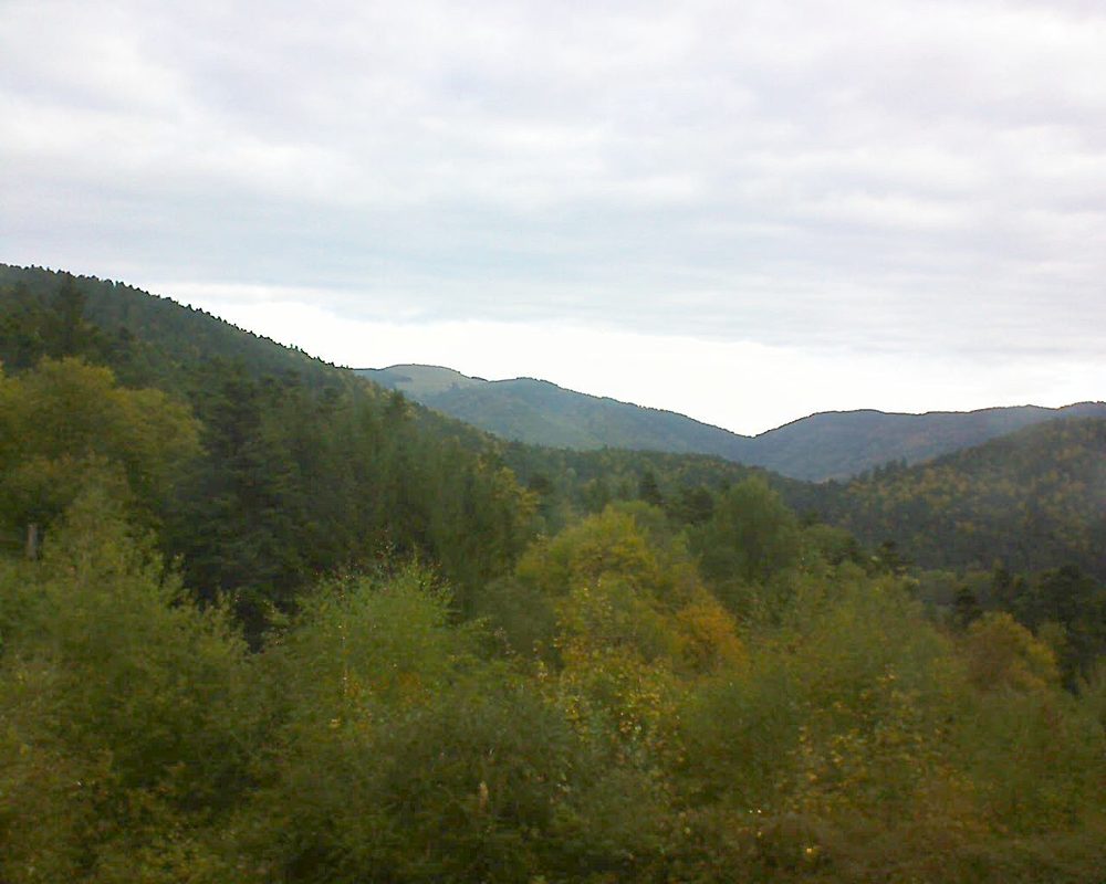 Le petit ballon vu depuis le Domaine Langmatt à Murbach le 09.10.2017 à 09:45 Le petit ballon (Alsace, Vosges) le 09.10.2017 à 09:45