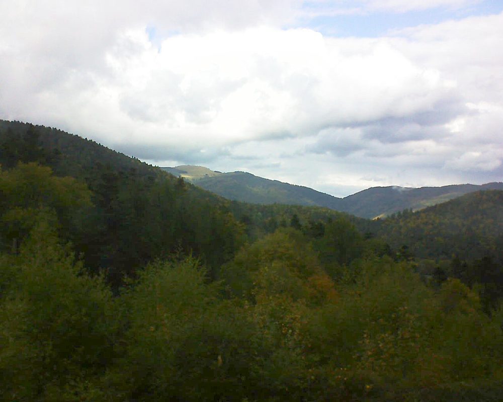 Le petit ballon vu depuis le Domaine Langmatt à Murbach le 09.10.2017 à 15:30 Le petit ballon (Alsace, Vosges) le 09.10.2017 à 15:30