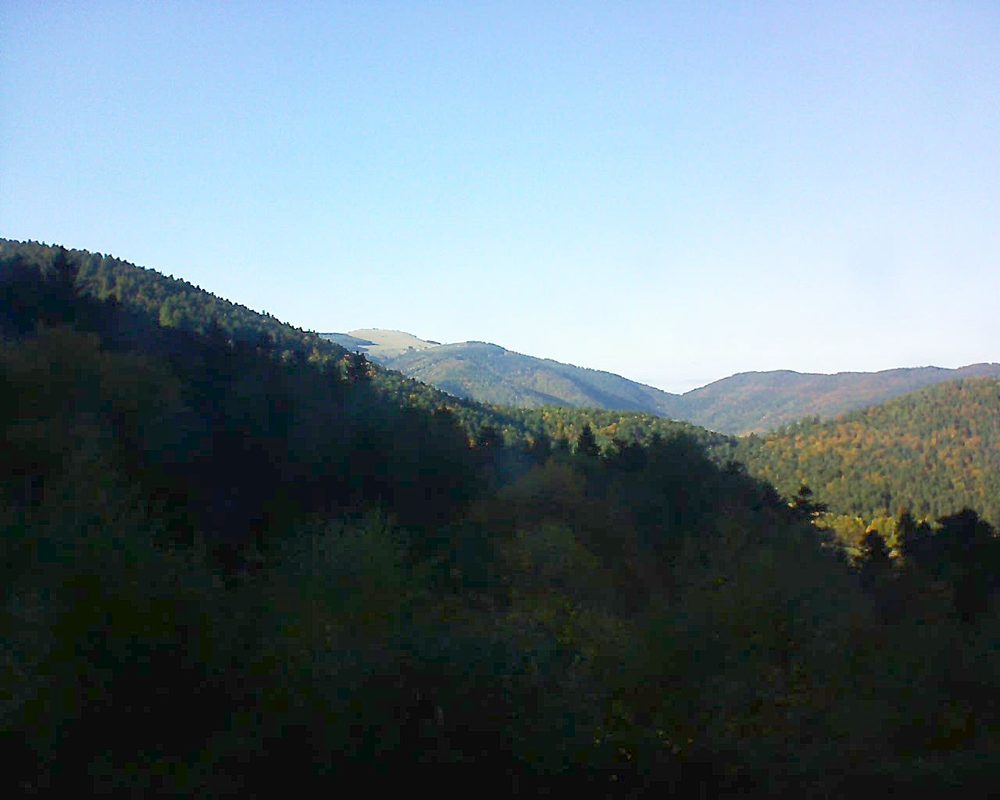 Le petit ballon vu depuis le Domaine Langmatt à Murbach le 13.10.2017 à 16:45 Le petit ballon (Alsace, Vosges) le 13.10.2017 à 16:45