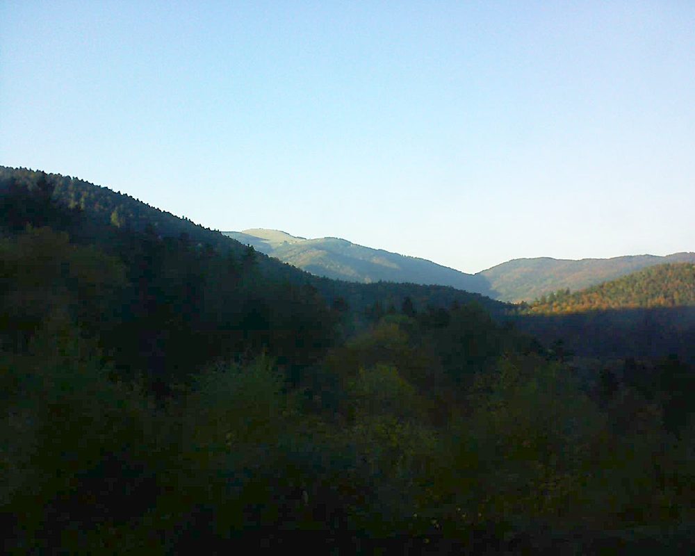 Le petit ballon vu depuis le Domaine Langmatt à Murbach le 14.10.2017 à 17:30 Le petit ballon (Alsace, Vosges) le 14.10.2017 à 17:30