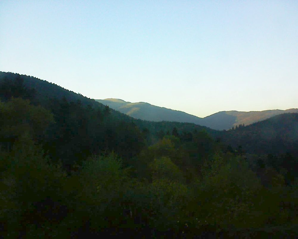 Le petit ballon vu depuis le Domaine Langmatt à Murbach le 14.10.2017 à 18:15 Le petit ballon (Alsace, Vosges) le 14.10.2017 à 18:15