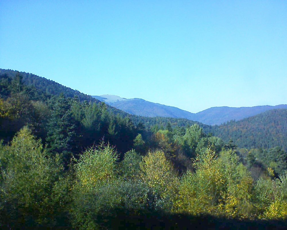 Le petit ballon vu depuis le Domaine Langmatt à Murbach le 15.10.2017 à 16:15 Le petit ballon (Alsace, Vosges) le 15.10.2017 à 16:15
