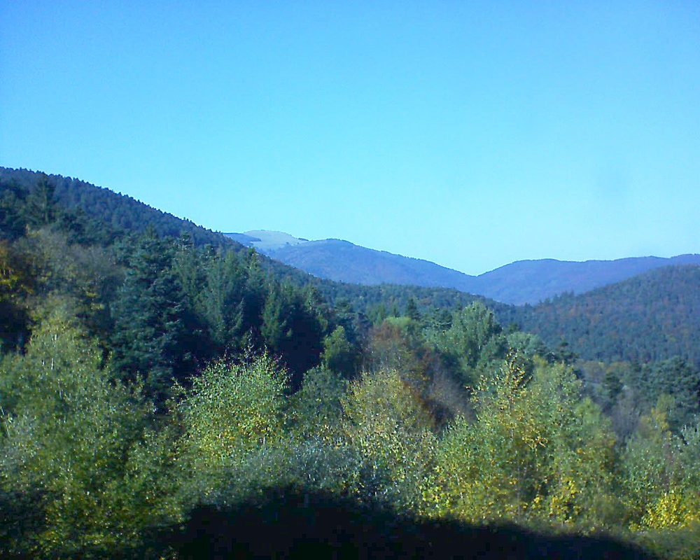 Le petit ballon vu depuis le Domaine Langmatt à Murbach le 16.10.2017 à 15:45 Le petit ballon (Alsace, Vosges) le 16.10.2017 à 15:45