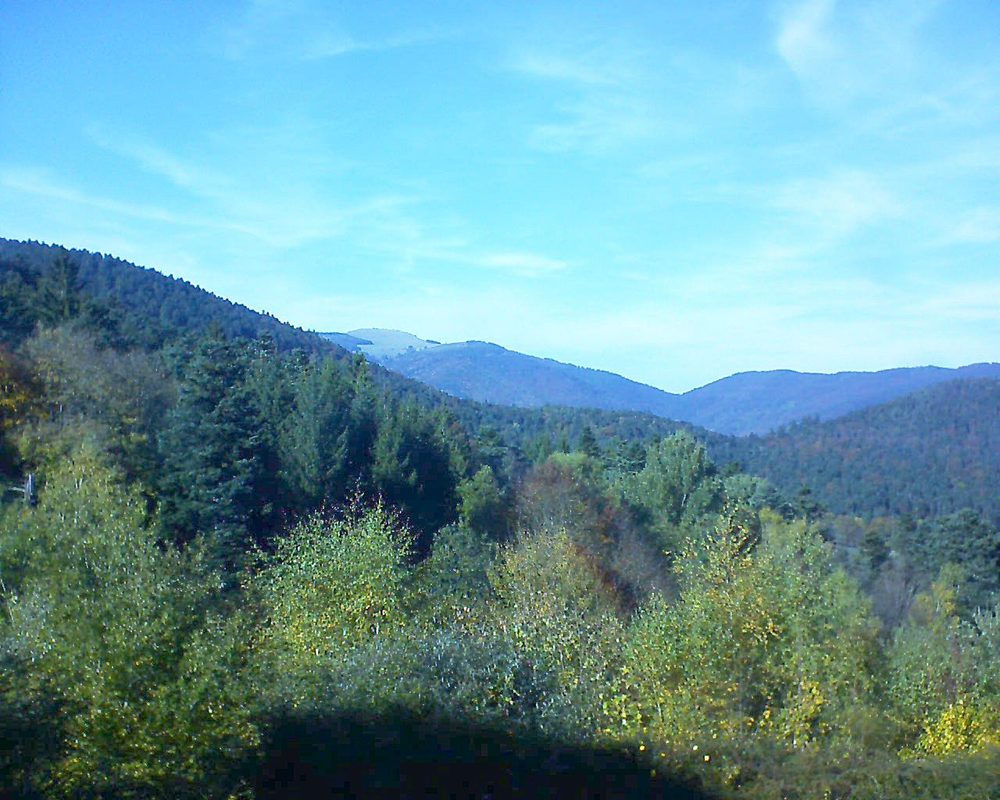 Le petit ballon vu depuis le Domaine Langmatt à Murbach le 17.10.2017 à 15:30 Le petit ballon (Alsace, Vosges) le 17.10.2017 à 15:30