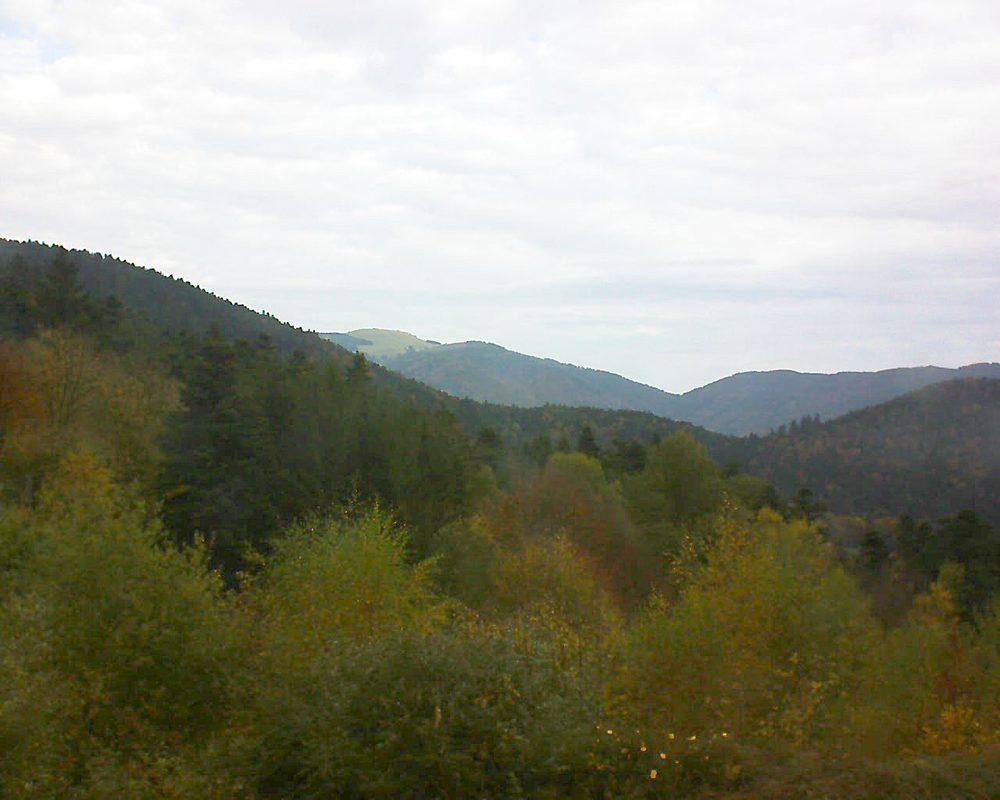 Le petit ballon vu depuis le Domaine Langmatt à Murbach le 19.10.2017 à 10:45 Le petit ballon (Alsace, Vosges) le 19.10.2017 à 10:45