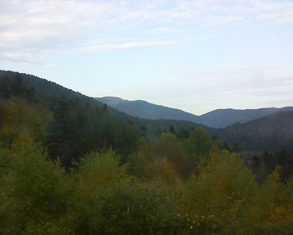 Le petit ballon vu depuis le Domaine Langmatt à Murbach le 19.10.2017 à 17:15 Le petit ballon (Alsace, Vosges) le 19.10.2017 à 17:15