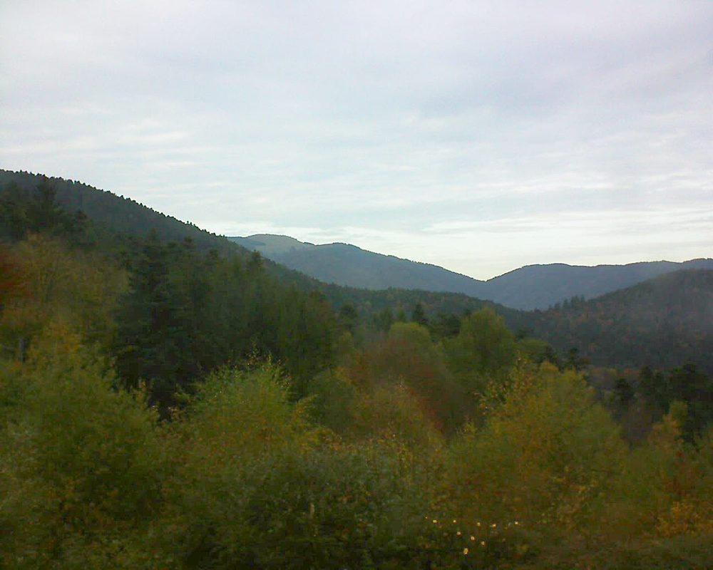 Le petit ballon vu depuis le Domaine Langmatt à Murbach le 19.10.2017 à 17:45 Le petit ballon (Alsace, Vosges) le 19.10.2017 à 17:45