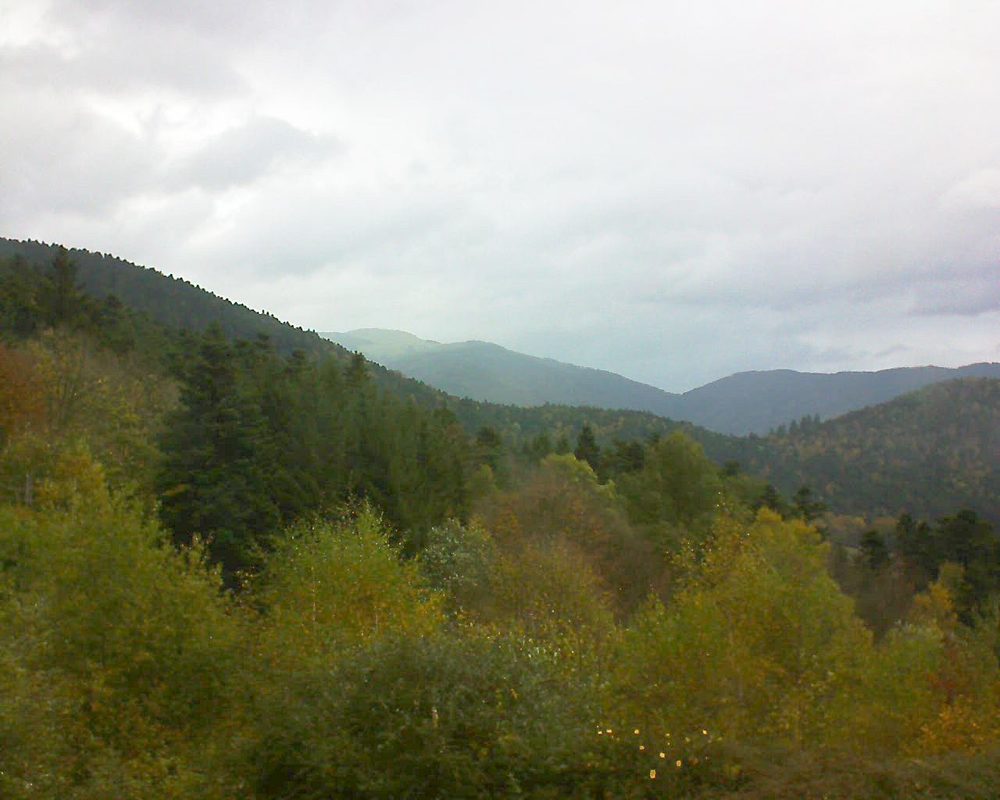 Le petit ballon vu depuis le Domaine Langmatt à Murbach le 20.10.2017 à 12:45 Le petit ballon (Alsace, Vosges) le 20.10.2017 à 12:45