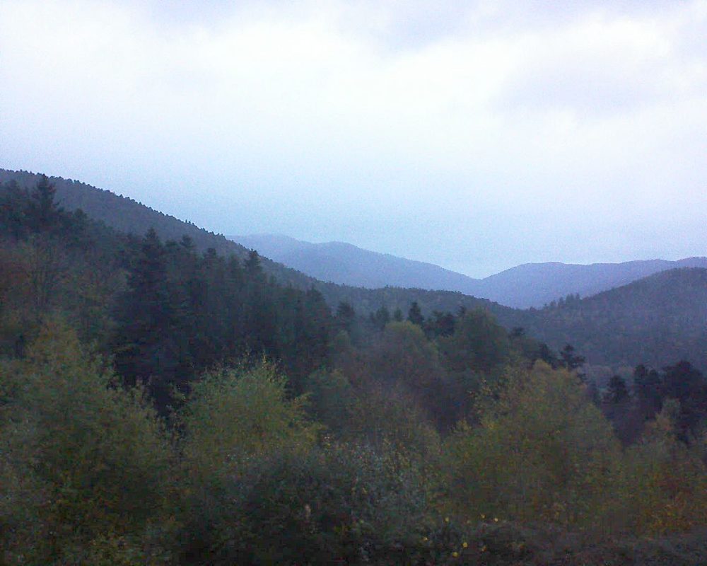 Le petit ballon vu depuis le Domaine Langmatt à Murbach le 22.10.2017 à 18:30 Le petit ballon (Alsace, Vosges) le 22.10.2017 à 18:30