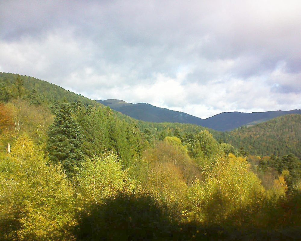 Le petit ballon vu depuis le Domaine Langmatt à Murbach le 23.10.2017 à 12:00 Le petit ballon (Alsace, Vosges) le 23.10.2017 à 12:00