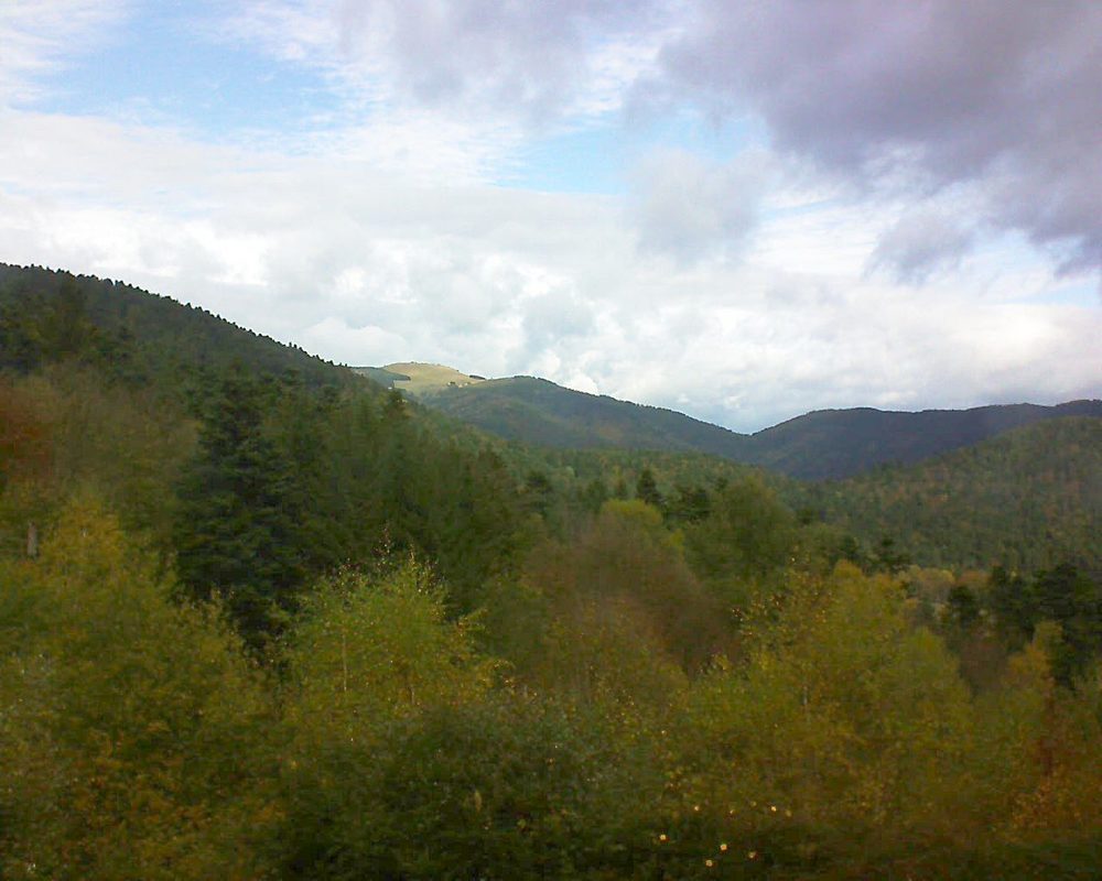 Le petit ballon vu depuis le Domaine Langmatt à Murbach le 23.10.2017 à 12:30 Le petit ballon (Alsace, Vosges) le 23.10.2017 à 12:30
