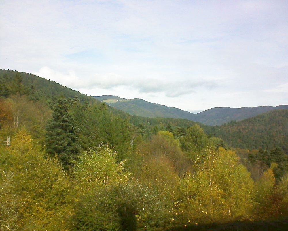 Le petit ballon vu depuis le Domaine Langmatt à Murbach le 24.10.2017 à 12:30 Le petit ballon (Alsace, Vosges) le 24.10.2017 à 12:30